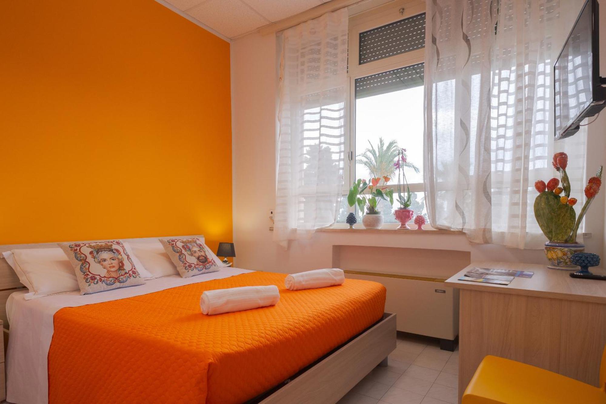 Lady Hill Bed & Breakfast ตาออร์มินา ภายนอก รูปภาพ