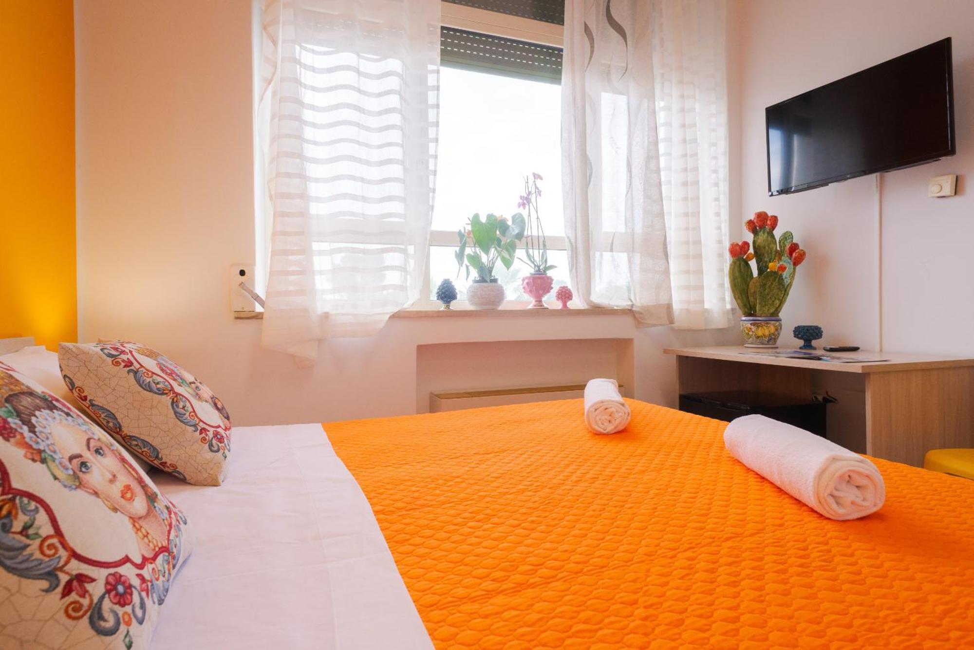 Lady Hill Bed & Breakfast ตาออร์มินา ภายนอก รูปภาพ